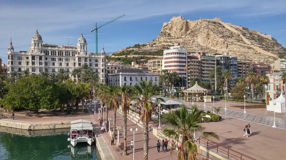 Apartamento Precioso piso frente al mar con enorme terraza El Campello Exterior foto